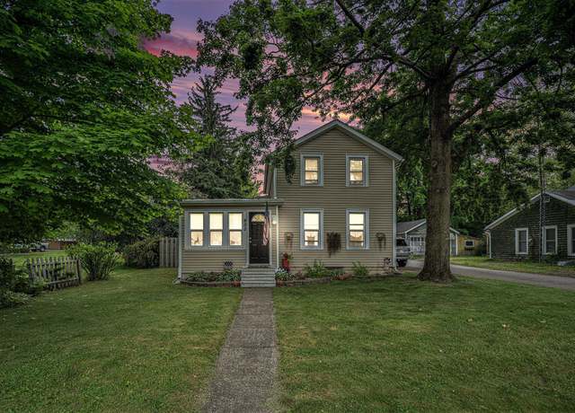 Property at 455 W Burr Oak St, Centreville, MI 49032, 3 beds, 1 bath