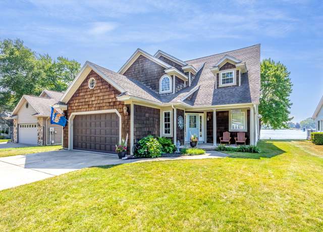 Property at 7663 Bay Mdw, Canadian Lakes, MI 49346, 3 beds, 2.5 baths