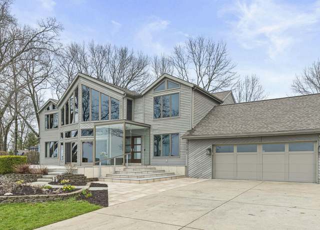 Property at 3191 Oak Ln, Stevensville, MI 49127, 5 beds, 4.5 baths