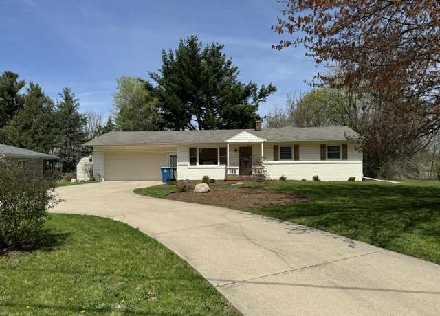 Property at 2839 Thayer Ave, Kalamazoo, MI 49004, 4 beds, 2 baths