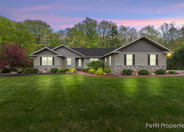 Property at 15478 Cedar Leaf Ct, Cedar Springs, MI 49319, 5 beds, 3 baths