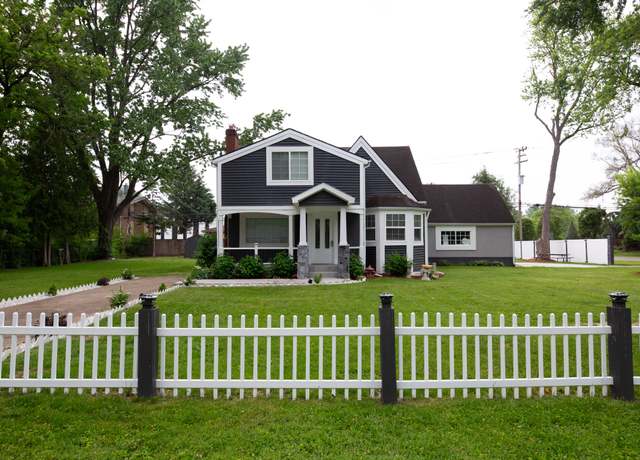 Property at 19171 Hilton Dr, Southfield, MI 48075, 4 beds, 4.5 baths
