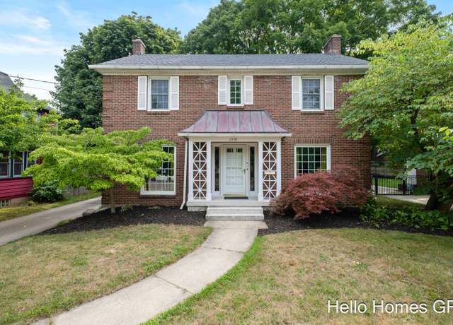 Property at 2058 Godwin Ave SE, Grand Rapids, MI 49507, 4 beds, 2 baths