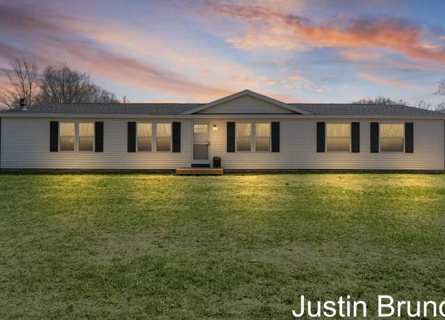 Property at 17050 Harvard Ave NE, Sand Lake, MI 49343, 3 beds, 2.5 baths