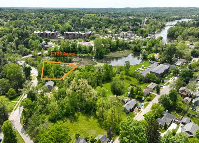 Property at 144 River Dr Unit D, Milford, MI 48381