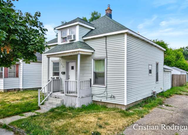 Property at 513 Crofton St SW, Grand Rapids, MI 49503, 3 beds, 1 bath