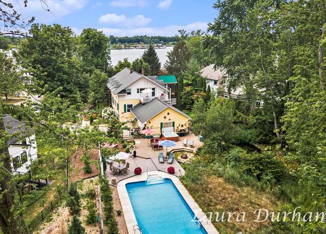 Property at 790 Lake St, Saugatuck, MI 49453, 5 beds, 3.5 baths