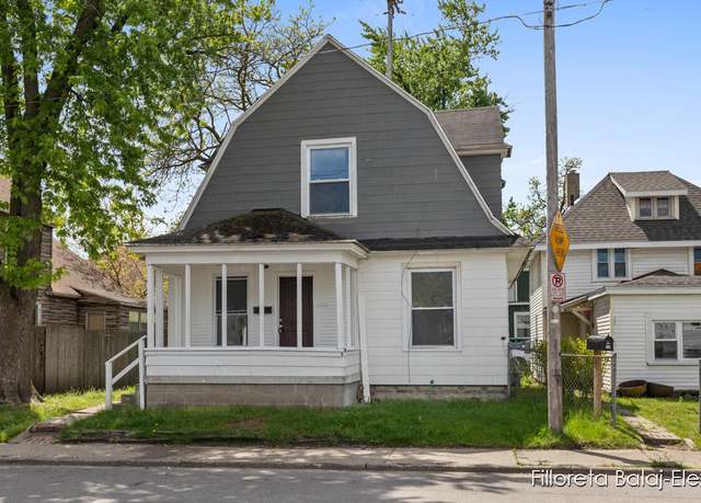Property at 146 Quigley Blvd SW, Grand Rapids, MI 49507, 3 beds, 1.5 baths