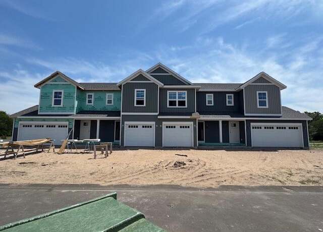 Property at 6120 Burgess Dr #10, Spring Lake, MI 49456, 3 beds, 2.5 baths