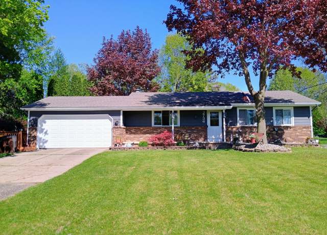 Property at 2736 Gilbert Rd, Lansing, MI 48911, 3 beds, 1.5 baths