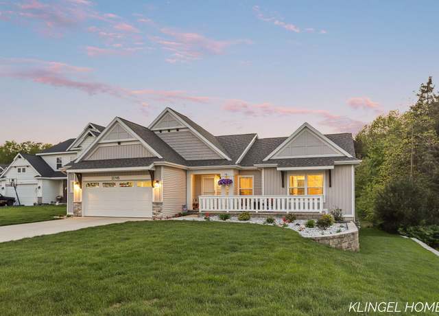 Property at 12745 Riverton Rd, Grand Haven, MI 49417, 4 beds, 3.5 baths