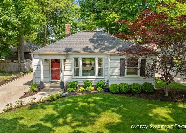 Property at 815 Reynard St SE, Grand Rapids, MI 49507, 3 beds, 2 baths