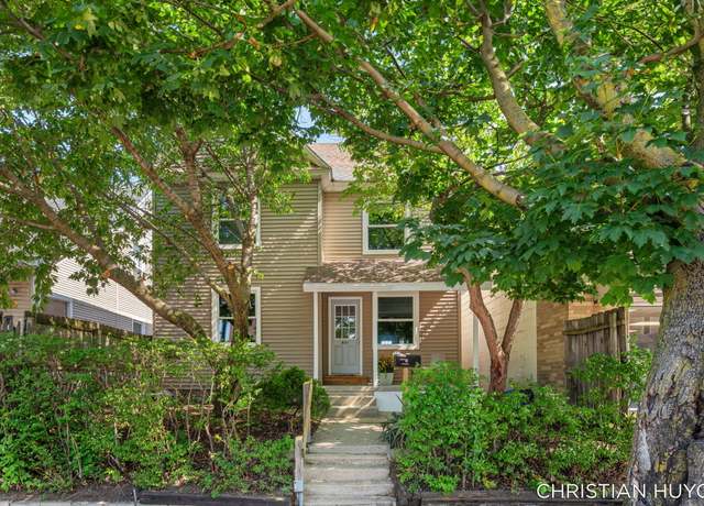 Property at 831 Bridge St NW, Grand Rapids, MI 49504, 4 beds, 2.5 baths
