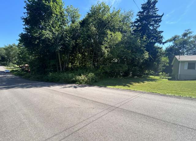 Property at 540 Benedict Ave, Kalamazoo, MI 49048