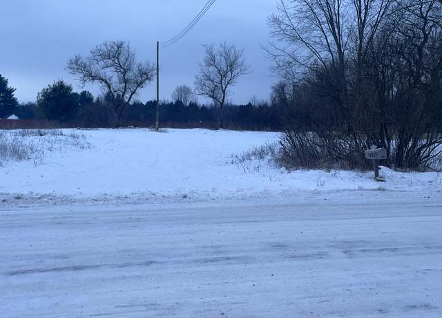 Property at 12920 Taft St, Nunica, MI 49448