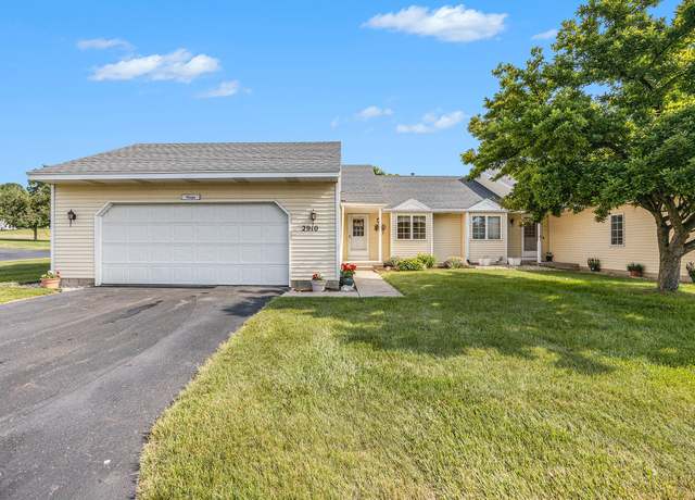 Property at 2910 Parkside Dr, Georgetown Township, MI 49428, 2 beds, 2 baths