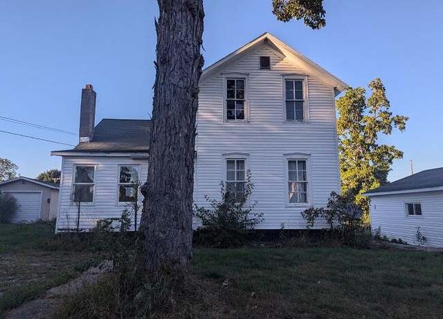 Property at 224 W Allen St, Hanover, MI 49241, 4 beds, 1 bath