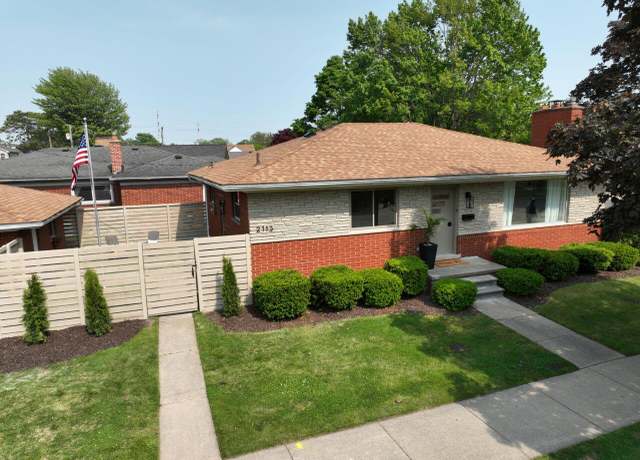 Property at 2113 12th St, Wyandotte, MI 48192, 3 beds, 2 baths