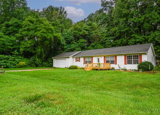 Property at 2952 W Bundy Rd, Coloma, MI 49038, 3 beds, 3 baths