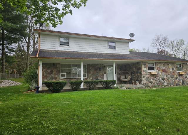 Property at 3621 Northview Dr, Kalamazoo, MI 49004, 4 beds, 1.5 baths