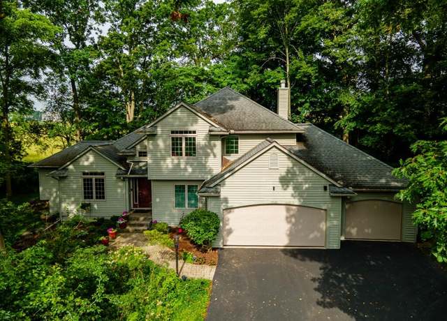 Property at 4535 W Loch Alpine Dr, Ann Arbor, MI 48103, 4 beds, 3 baths