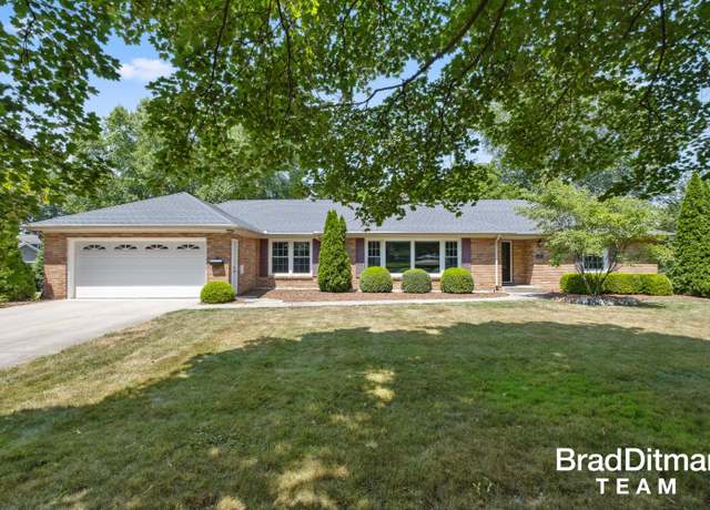 Property at 2353 Wilshire Dr SE, Grand Rapids, MI 49506, 3 beds, 2.5 baths