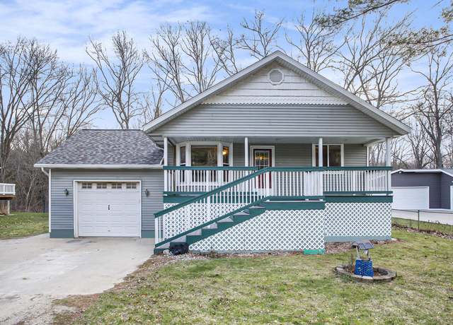 Property at 755 Edgecreek Dr, Wayland, MI 49348, 4 beds, 2 baths