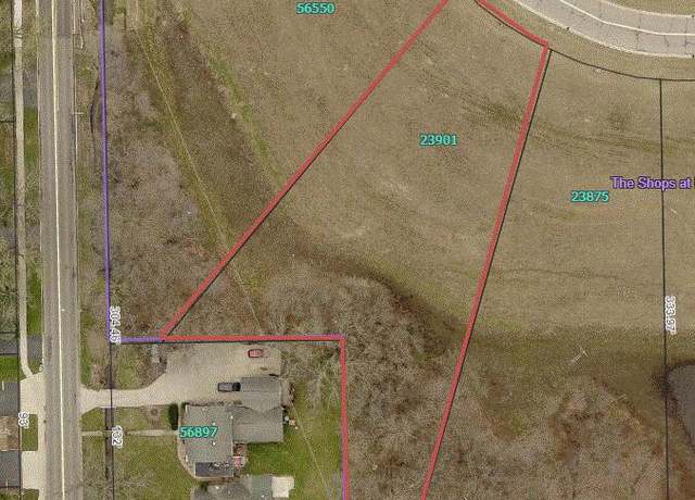 Property at 23901 Village Center Cir, Mattawan, MI 49071