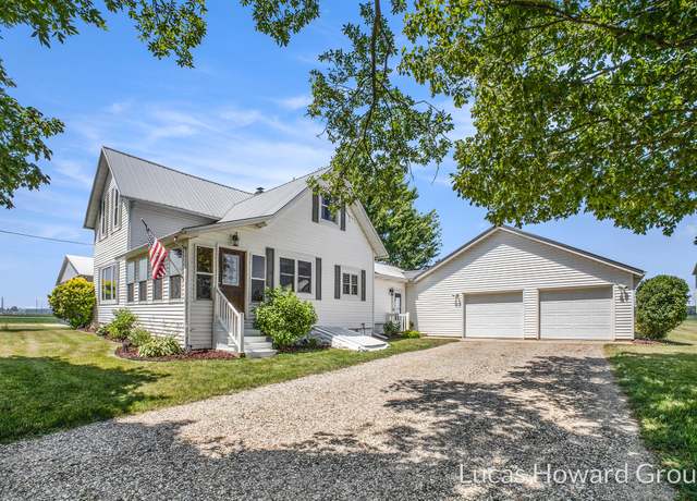 Property at 201 E Clarksville Rd, Portland, MI 48875, 3 beds, 1.5 baths