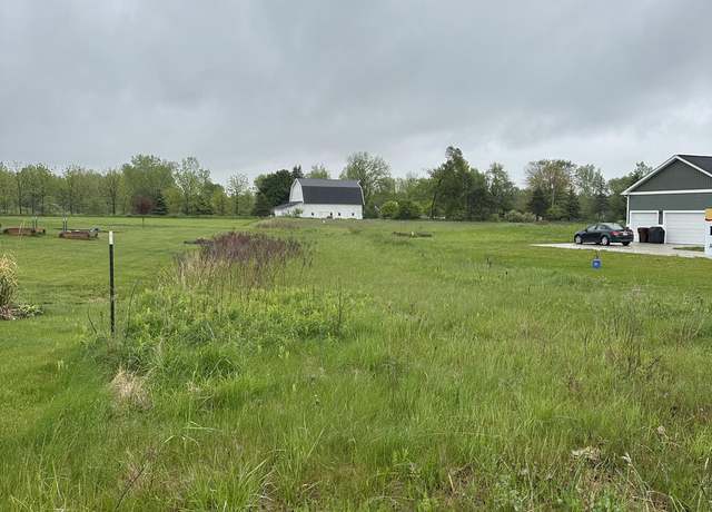 Property at 5070 Lindemere Dr Unit B-2, Fowlerville, MI 48836