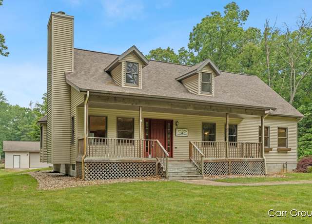Property at 13433 Ferris St, Grand Haven, MI 49417, 4 beds, 2 baths