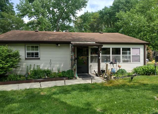 Property at 33486 Hudson Ln, Niles, MI 49120, 2 beds, 1 bath
