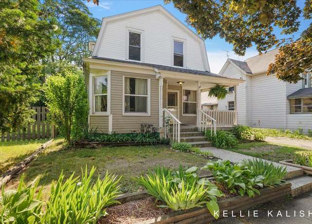 Property at 324 Gunnison Ave SW, Grand Rapids, MI 49504, 4 beds, 3 baths