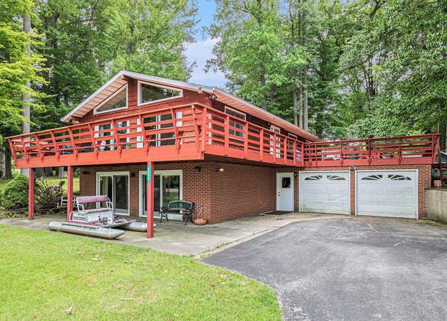 Property at 6974 Little Paw Paw Lake Rd Rd, Coloma, MI 49038, 4 beds, 3 baths