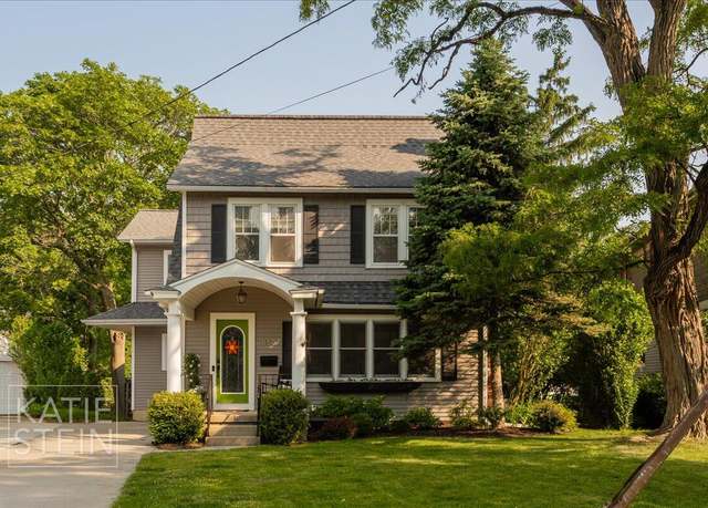 Property at 859 Orchard Ave SE, East Grand Rapids, MI 49506, 5 beds, 3.5 baths