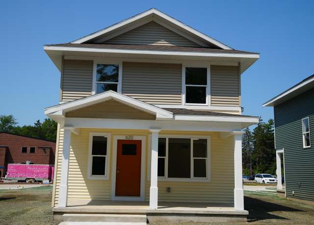Property at 2089 Linden Ave SE, Grand Rapids, MI 49507, 3 beds, 1.5 baths
