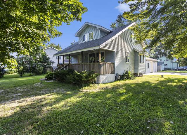 Property at 208 N Stone St, Battle Creek, MI 49014, 3 beds, 1 bath