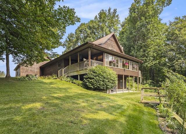 Property at 3324 S Ironwood Dr, Ludington, MI 49431, 3 beds, 2.5 baths