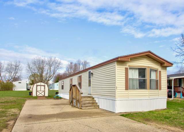 Property at 3611 Butternut Dr #35, Holland, MI 49424, 2 beds, 2 baths