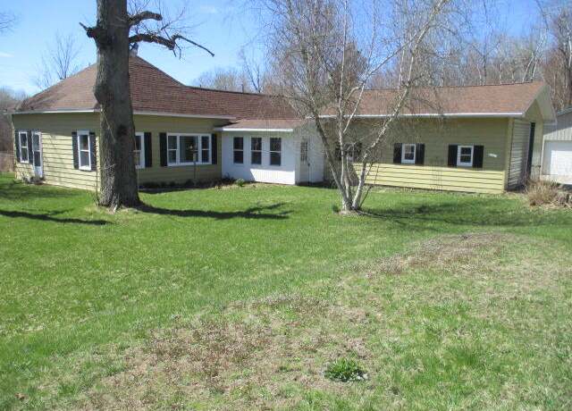 Property at 1787 N Stiles Rd, Ludington, MI 49431, 2 beds, 1 bath