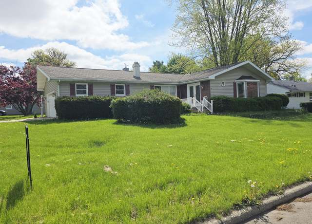 Property at 200 Pioneer Ave, Sturgis, MI 49091, 7 beds, 3 baths