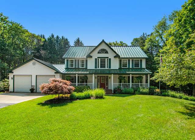 Property at 1401 57th St Unit 11 Acres, Grand Junction, MI 49056, 4 beds, 2.5 baths