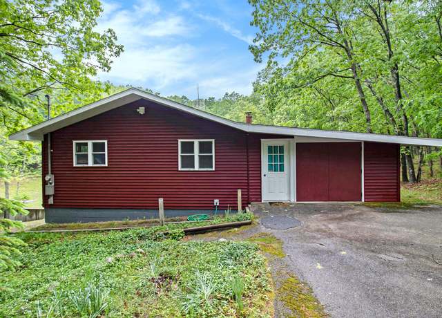Property at 8727 S Hayes Rd, Baldwin, MI 49304, 2 beds, 1.5 baths
