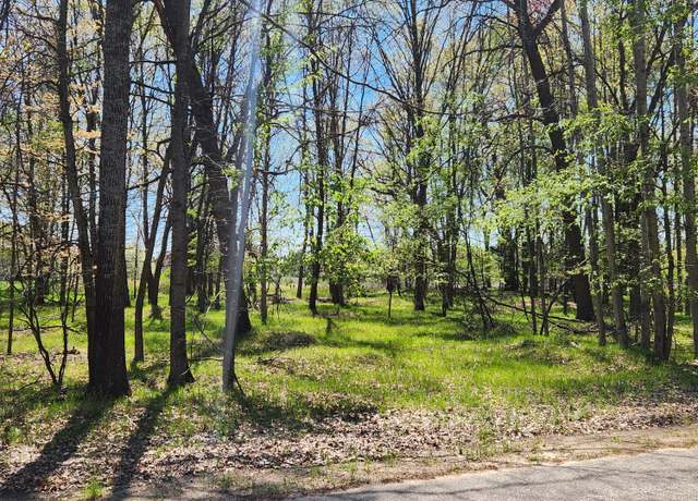 Property at 6923 Abbey Ln, Canadian Lakes, MI 49346