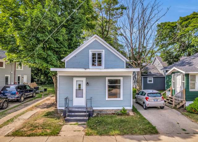 Property at 253 W Southern Ave, Muskegon, MI 49441, 3 beds, 2 baths