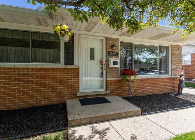 Property at 35980 Hees St, Livonia, MI 48150, 3 beds, 1.5 baths