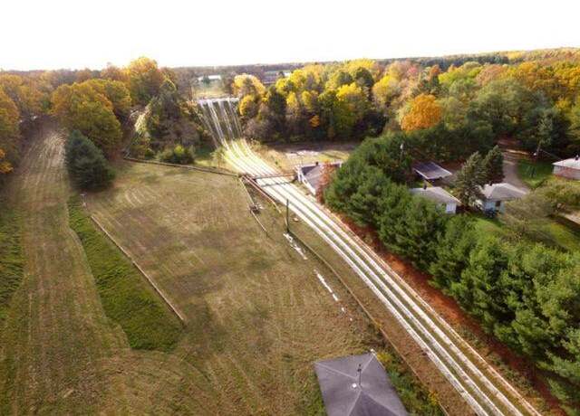 Property at 8495 E H Ave, Kalamazoo, MI 49048