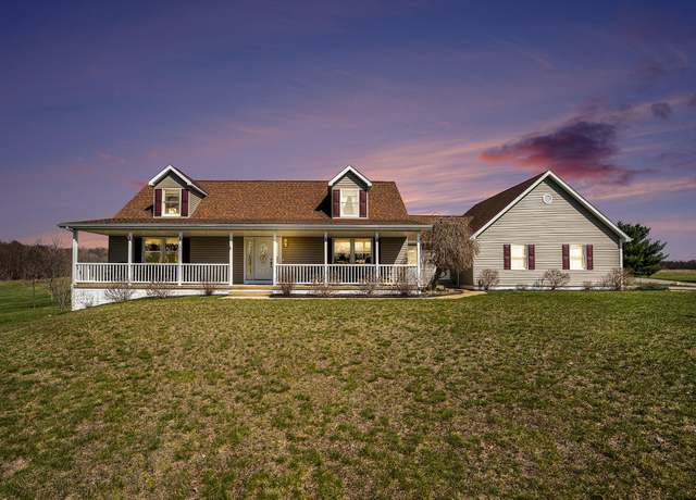 Property at 61651 County Line Rd, Three Rivers, MI 49093, 3 beds, 2.5 baths