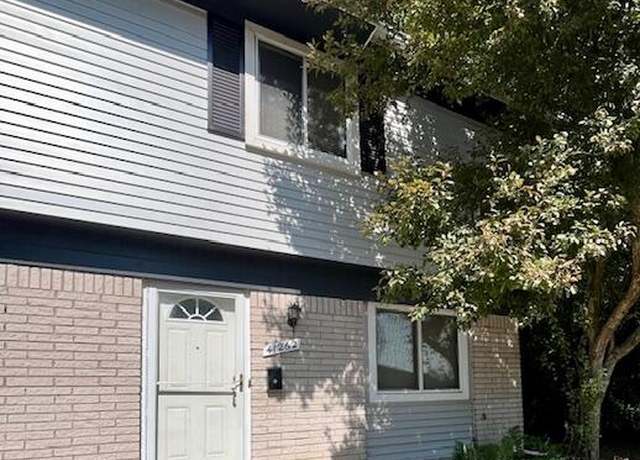 Property at 41262 N Woodbury Green Dr, Van Buren Twp, MI 48111, 2 beds, 1.5 baths