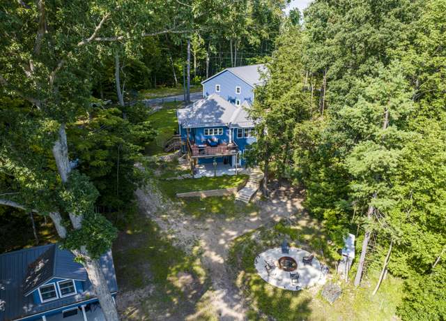 Property at 8823 E Spring Hill Dr, Hesperia, MI 49421, 3 beds, 2 baths